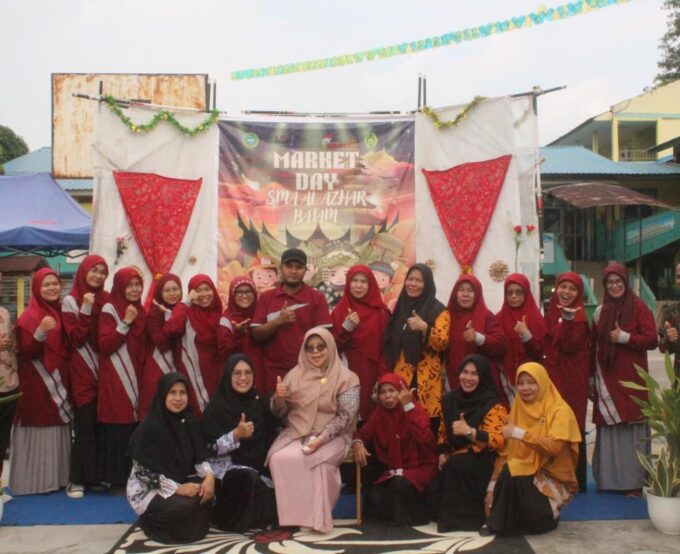 Market Day SMA Al-Azhar Batam,